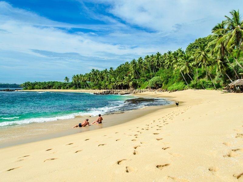 bentota-beach-sri-lanka
